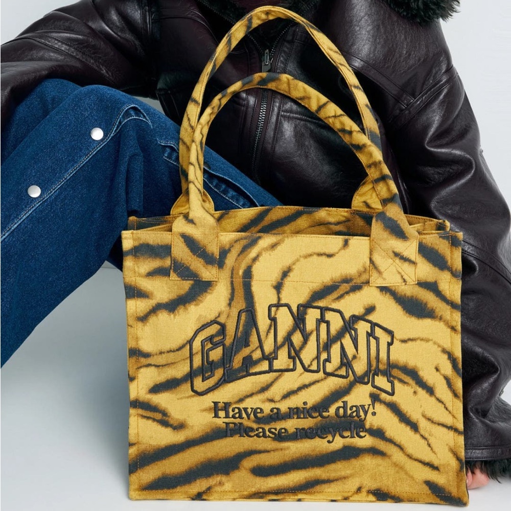 Ganni Large Easy Shopper - Picture 2 of 3